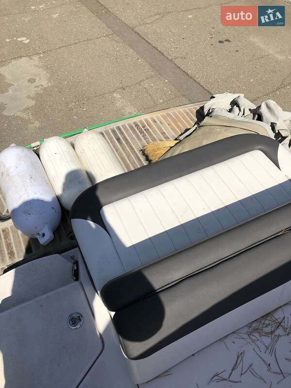 Катер Four Winns SL 2012 в Киеве фото 12 Катер Four Winns SL 2012 в Киеве