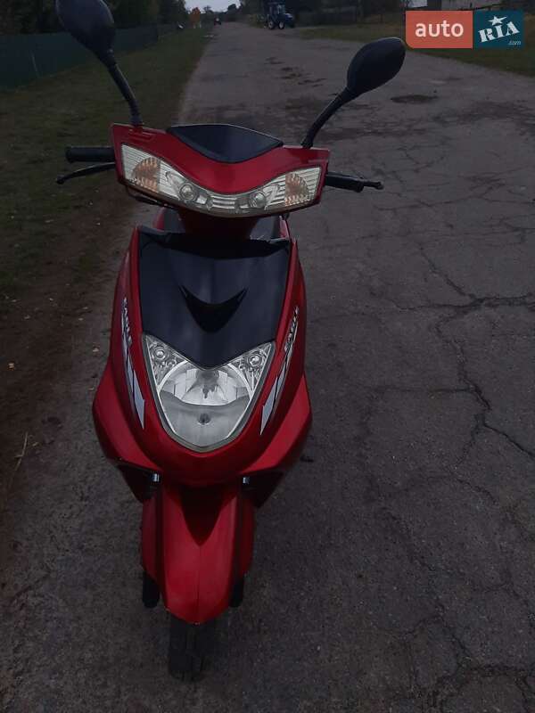 Скутер FoxWell ZW 2014 в Сарнах