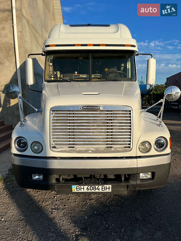 Тягач Freightliner Century 2000 в Одесі
