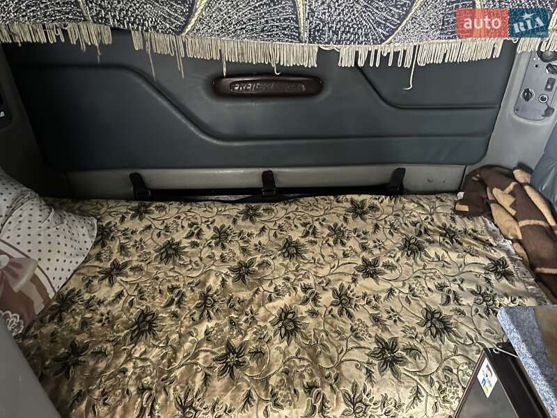 Тягач Freightliner Century 2000 в Одесі