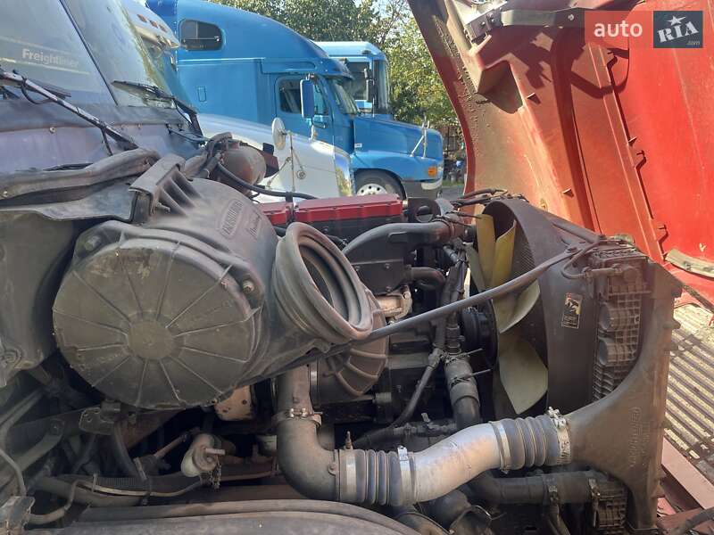 Тягач Freightliner Century 2000 в Одесі