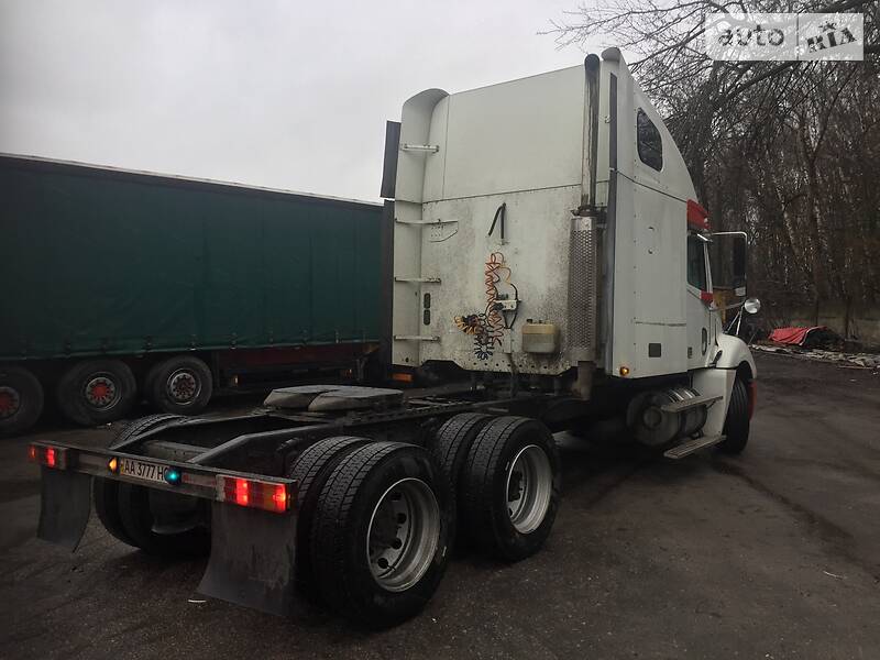 Тягач Freightliner Columbia 2003 в Киеве