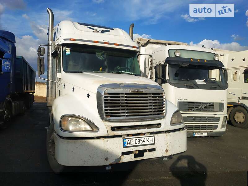 Freightliner Columbia 2003