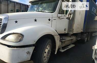 Тягач Freightliner Columbia 2003 в Покрові