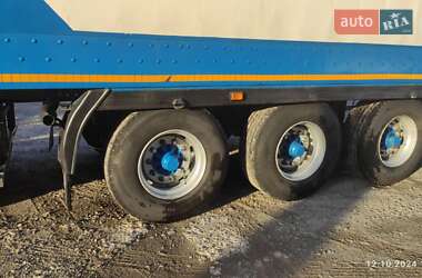 Рефрижератор Freightliner Columbia 2002 в Луцьку