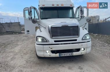 Контейнеровоз Freightliner Columbia 2003 в Одессе