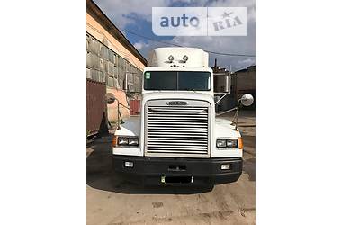 Тягач Freightliner FLD 2000 в 