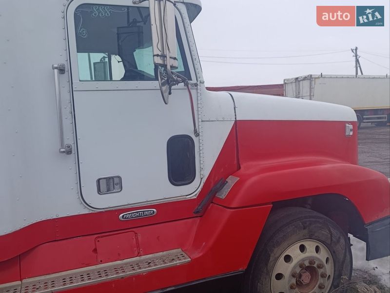 Тягач Freightliner FLD 2001 в Ровно