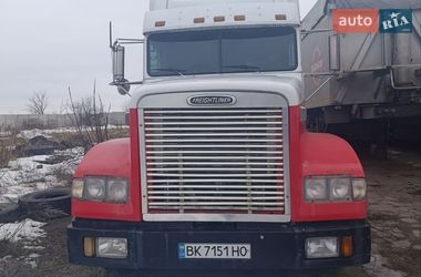 Тягач Freightliner FLD 2001 в Рівному