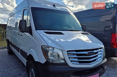 Вантажний фургон Freightliner Sprinter 2017 в Ратному