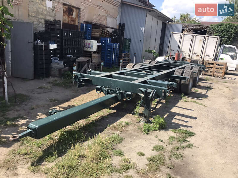 Контейнеровоз Fruehauf A2 2000 в Одесі