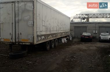 Изотермическая будка Fruehauf Ackermann 1993 в Харькове
