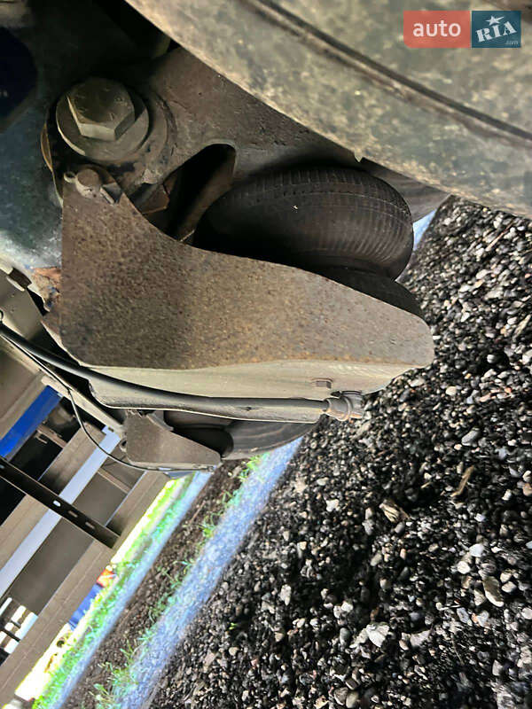Бортовой полуприцеп Fruehauf D.2 2008 в Ровно
