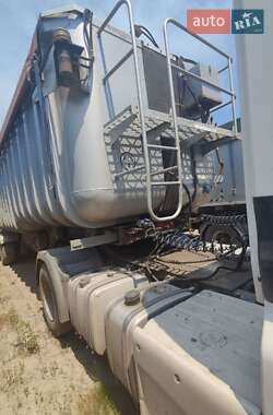 Зерновоз - полуприцеп Fruehauf D.3 2008 в 