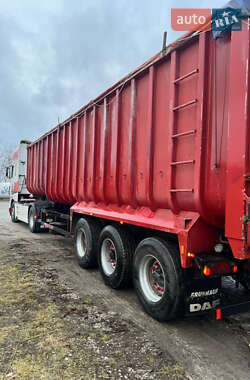 Самосвал полуприцеп Fruehauf DJD TA 3 1996 в Чорткове