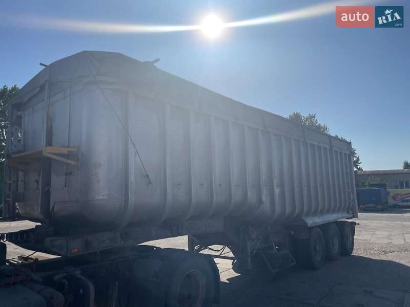 Самосвал полуприцеп Fruehauf DJD TA 3 1998 в Одессе