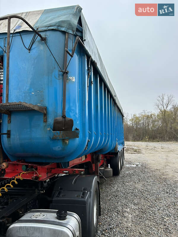 Зерновоз - напівпричіп Fruehauf DJD TA 3 1996 в Вінниці