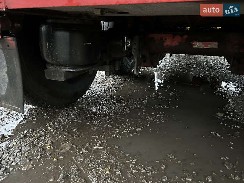 Зерновоз - напівпричіп Fruehauf DJD TA 3 1996 в Вінниці