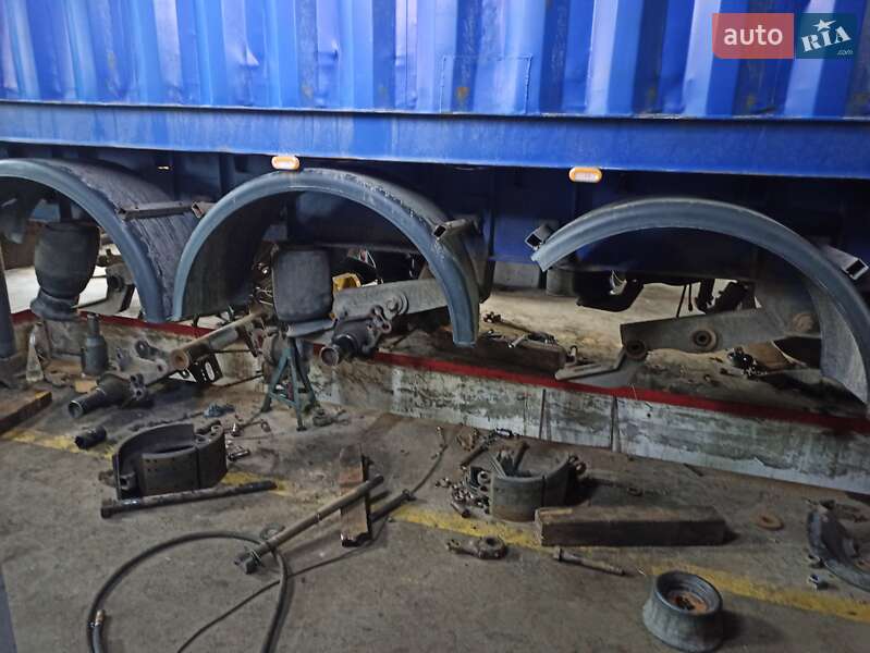 Контейнеровоз полуприцеп Fruehauf General 2001 в Виннице