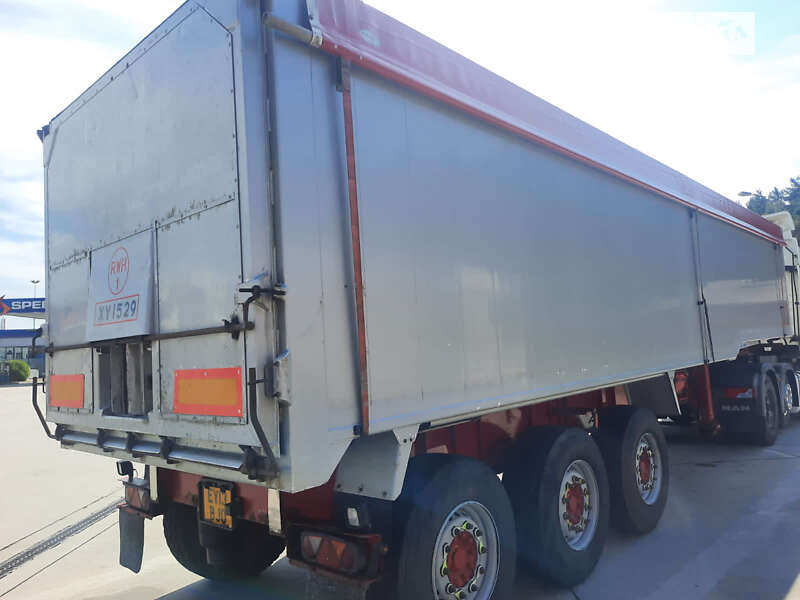 Самоскид напівпричіп Fruehauf General 2005 в Бучачі