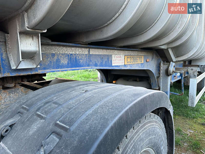 Самосвал полуприцеп Fruehauf LTD/WAD 2012 в Тернополе