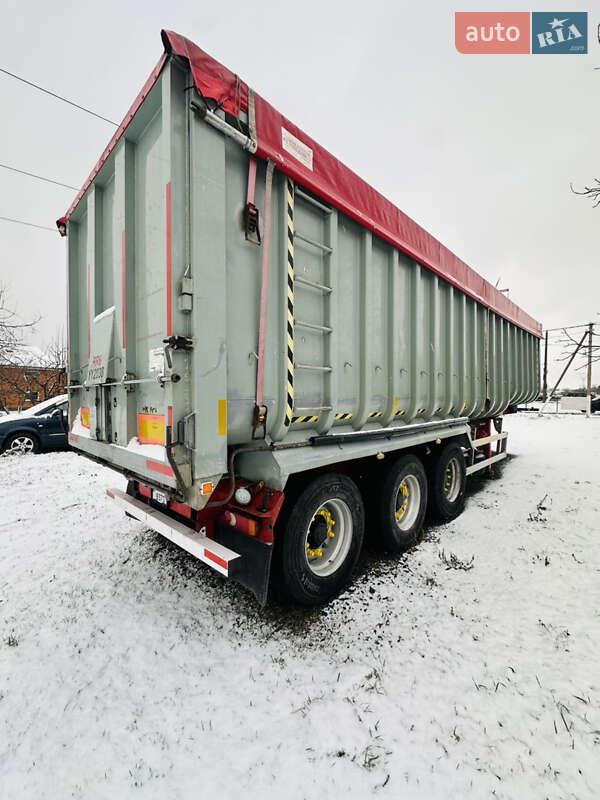 Самосвал полуприцеп Fruehauf LTD/WAD 2006 в Луцке