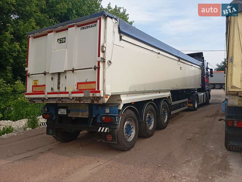 Зерновоз - полуприцеп Fruehauf LTD/WAD 2014 в Житомире