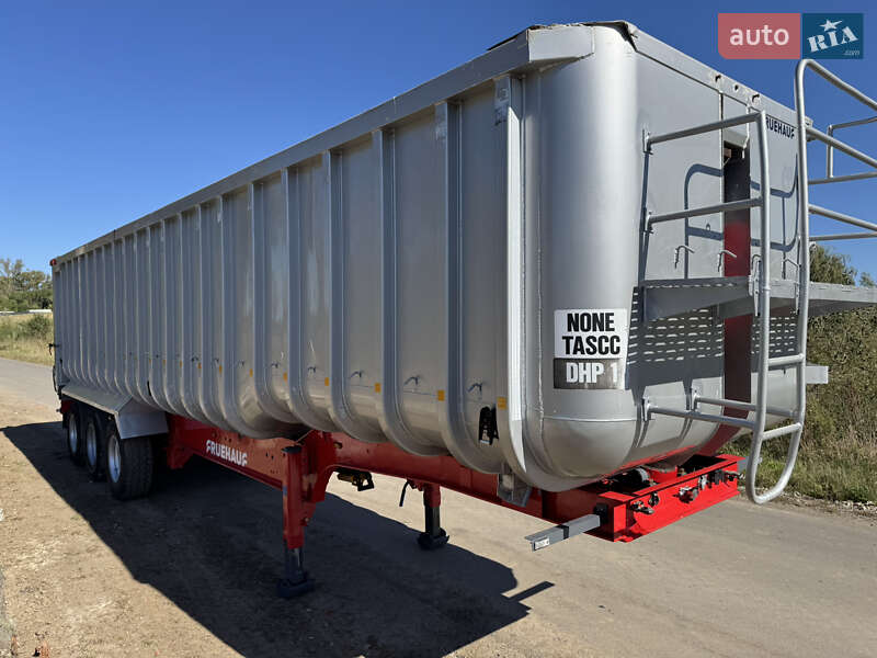 Зерновоз - напівпричіп Fruehauf LTD/WAD 2009 в Бучачі