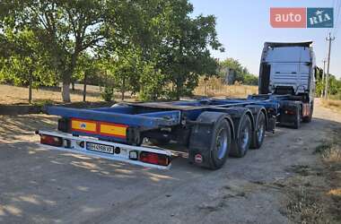 Контейнеровоз полуприцеп Fruehauf PJCTA3 1999 в 