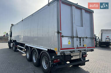 Зерновоз - напівпричіп Fruehauf SAF 2013 в Рівному