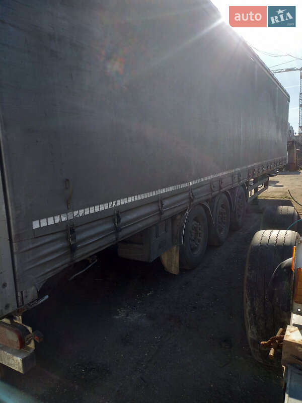 Тентований борт (штора) - напівпричіп Fruehauf SAF 2008 в Мукачевому