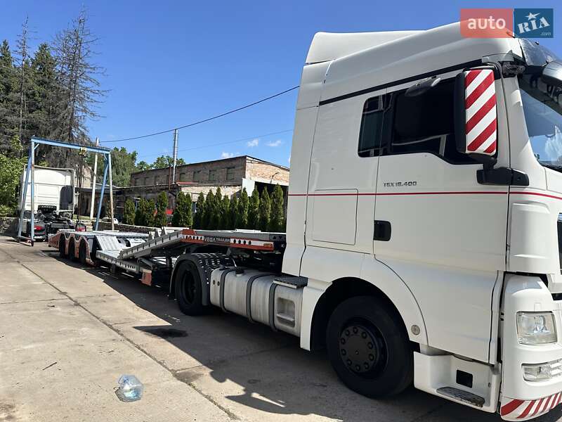 Автовоз Fruehauf SAF 2020 в Умани