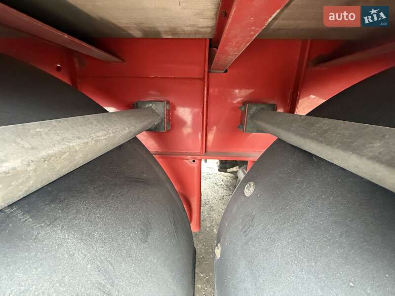 Тентованный борт (штора) - полуприцеп Fruehauf SAF 2015 в Надворной