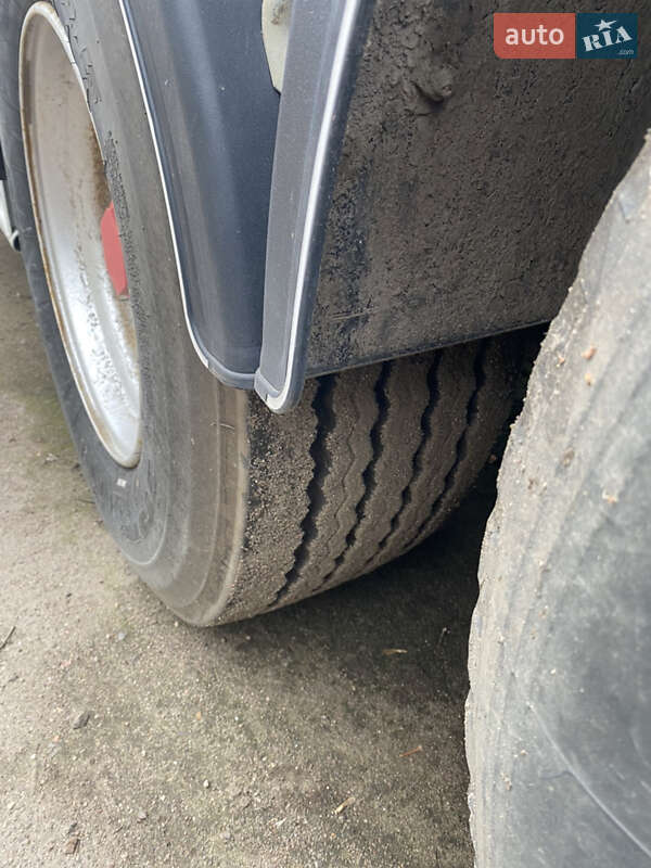 Цистерна полуприцеп Fruehauf SMB 1993 в Черкассах