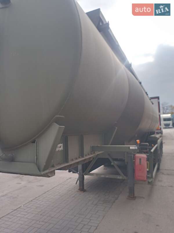 Цистерна полуприцеп Fruehauf T34 1991 в Ужгороде