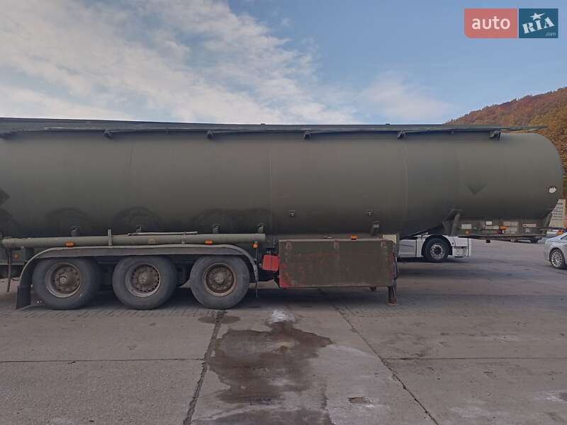 Цистерна полуприцеп Fruehauf T34 1991 в Ужгороде