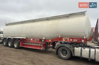 Цистерна напівпричіп Fruehauf T34 1998 в Черкасах