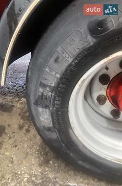 Бортовой полуприцеп Fruehauf T34 1999 в 