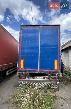 Тентованный борт (штора) - полуприцеп Fruehauf T34 2004 в 