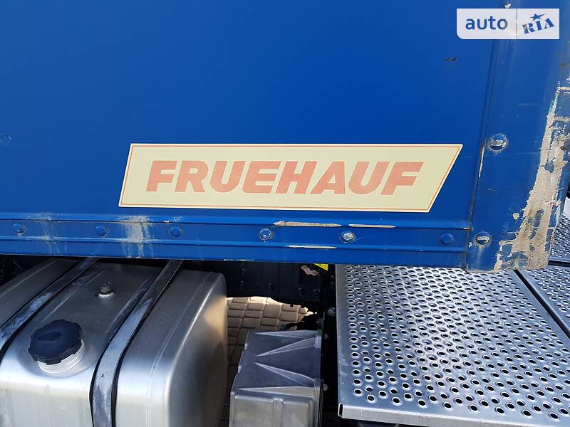 Изотермическая будка Fruehauf T34T1RP 2007 в Радехове