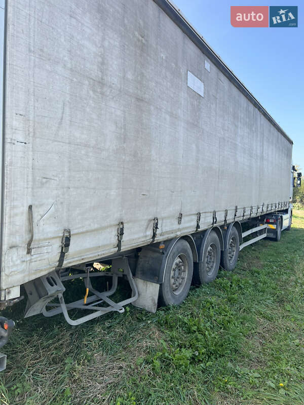 Тентованный борт (штора) - полуприцеп Fruehauf T39 2007 в Коломые