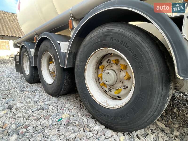 Цистерна Fruehauf TF34 1996 в Броварах