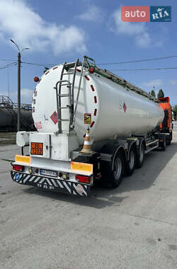 Цистерна полуприцеп Fruehauf TF34 1997 в 