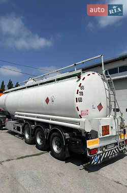 Цистерна полуприцеп Fruehauf TF34 1997 в 