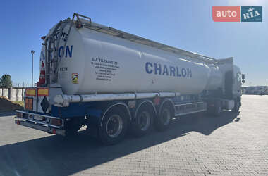 Цистерна Fruehauf TF34 1999 в Луцке
