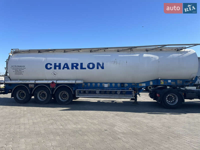 Цистерна Fruehauf TF34 1999 в Луцке