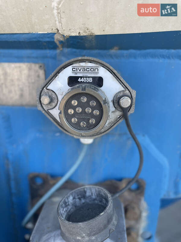 Цистерна Fruehauf TF34 1999 в Луцке