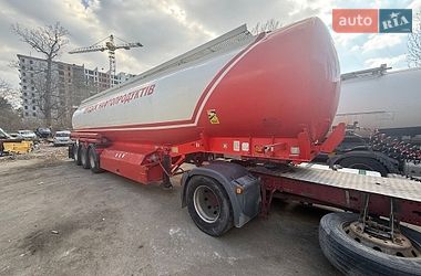 Цистерна напівпричіп Fruehauf TF34 1997 в Києві