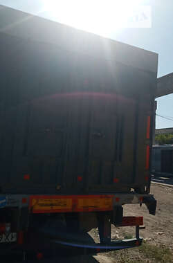 Зерновоз - напівпричіп Fruehauf TF34C1 2000 в 
