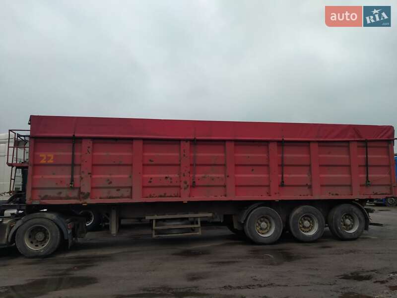 Зерновоз - полуприцеп Fruehauf TF34C1 1994 в Сумах
